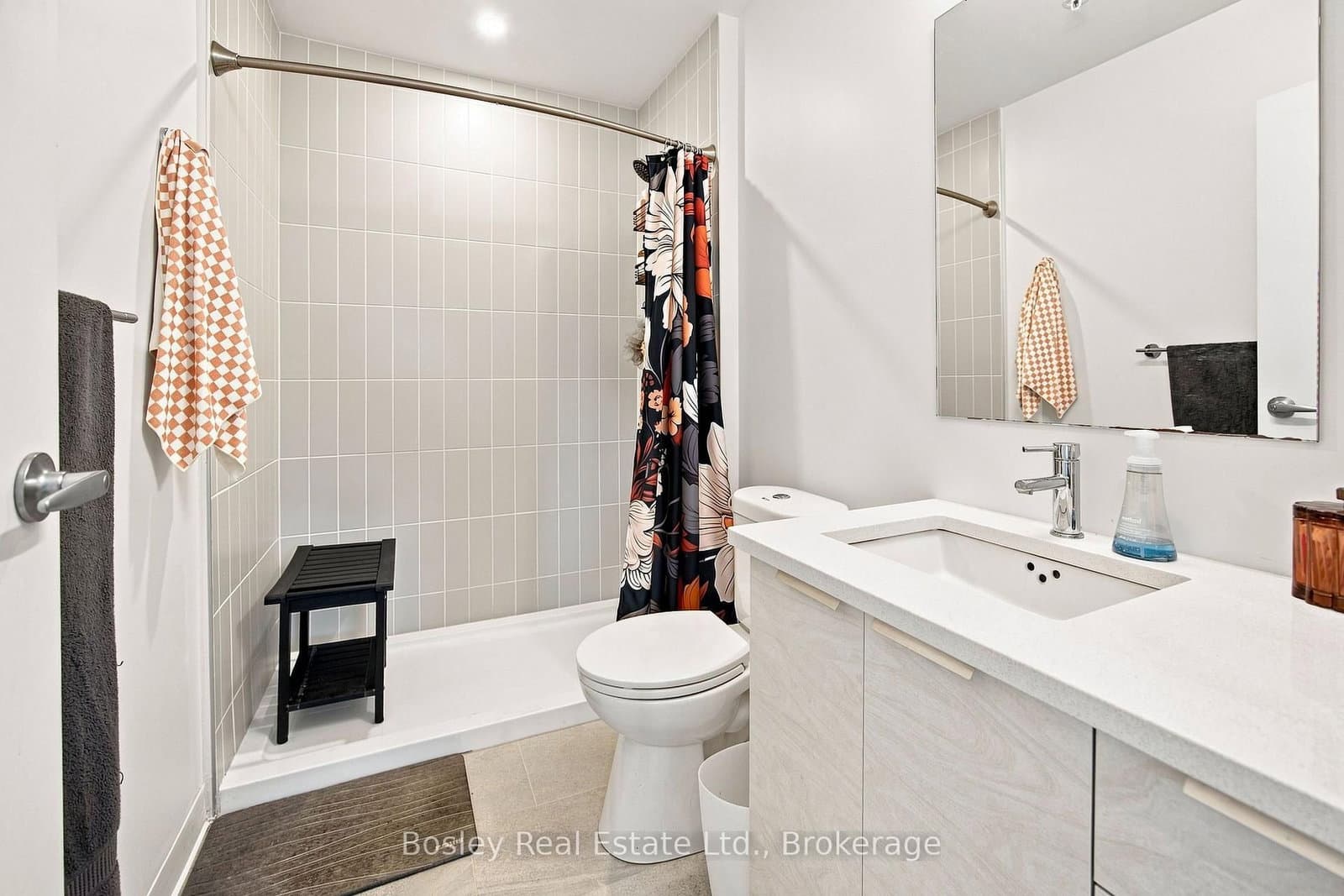 120 Huron Street, Unit 206 thumbnail 20