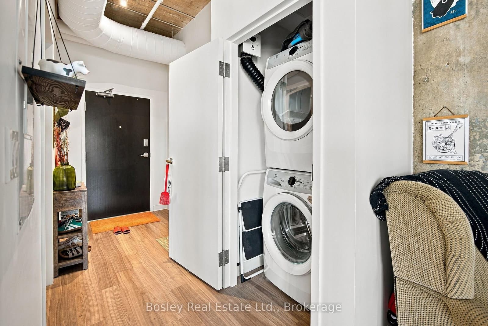 120 Huron Street, Unit 206 thumbnail 5