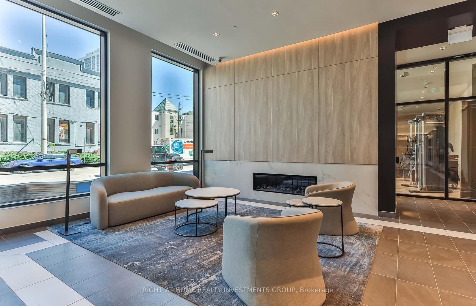 1 Jarvis Street, Unit 903 thumbnail 2