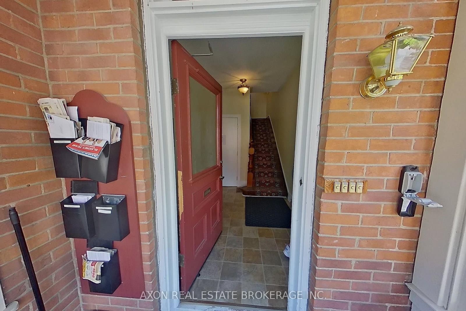 408 Albert Street thumbnail 11