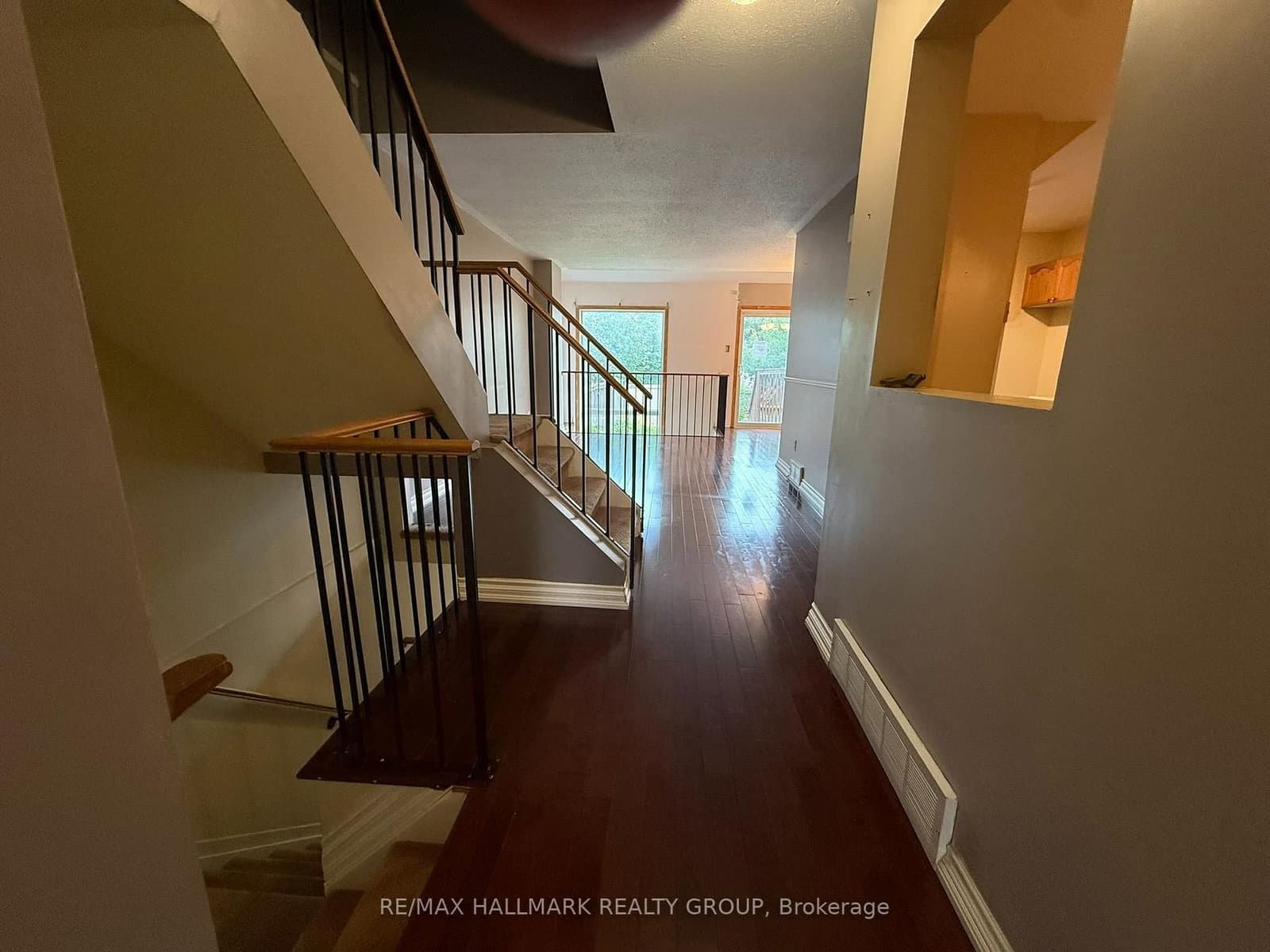 181 Tartan Drive thumbnail 3