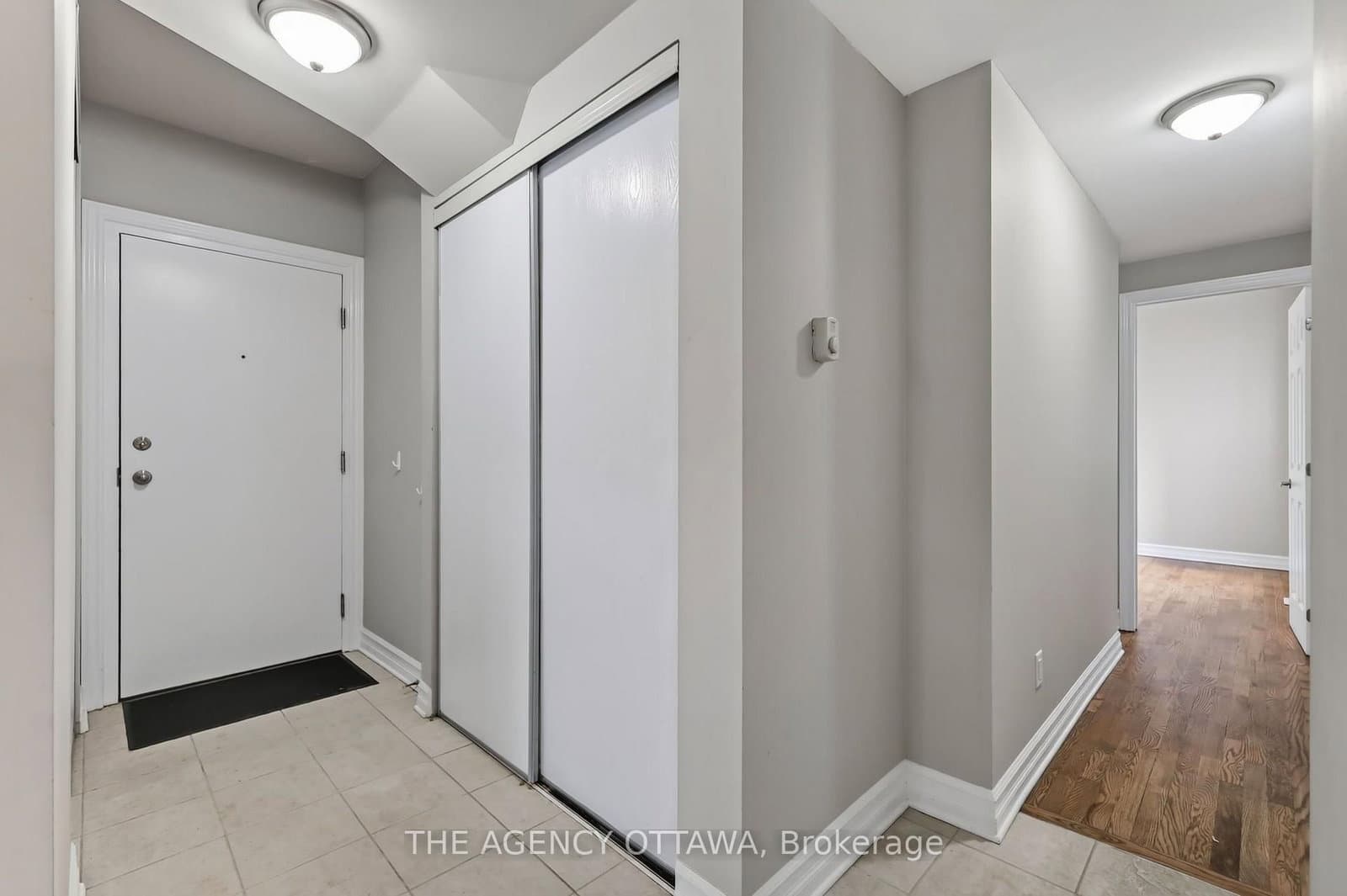 711 Churchill Avenue N, Unit 203 thumbnail 7
