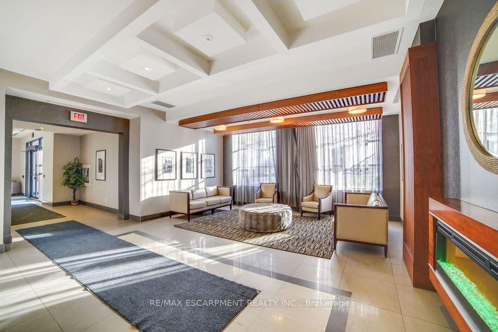 150 Main Street W, Unit 810 thumbnail 24