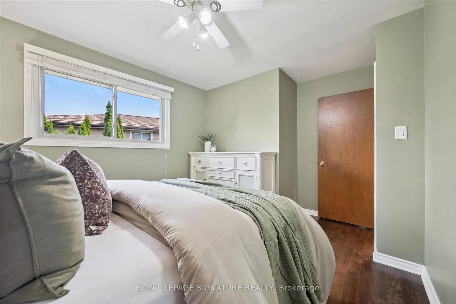 590 Fern Road thumbnail 18