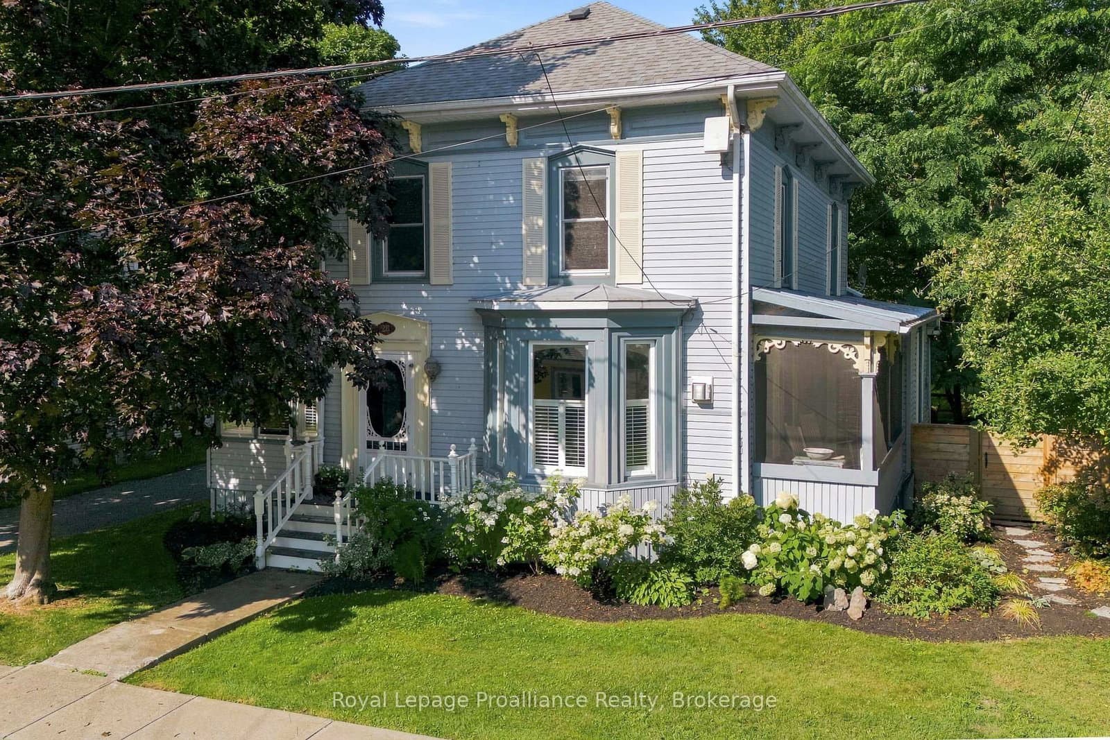 28 West Street - Image 1