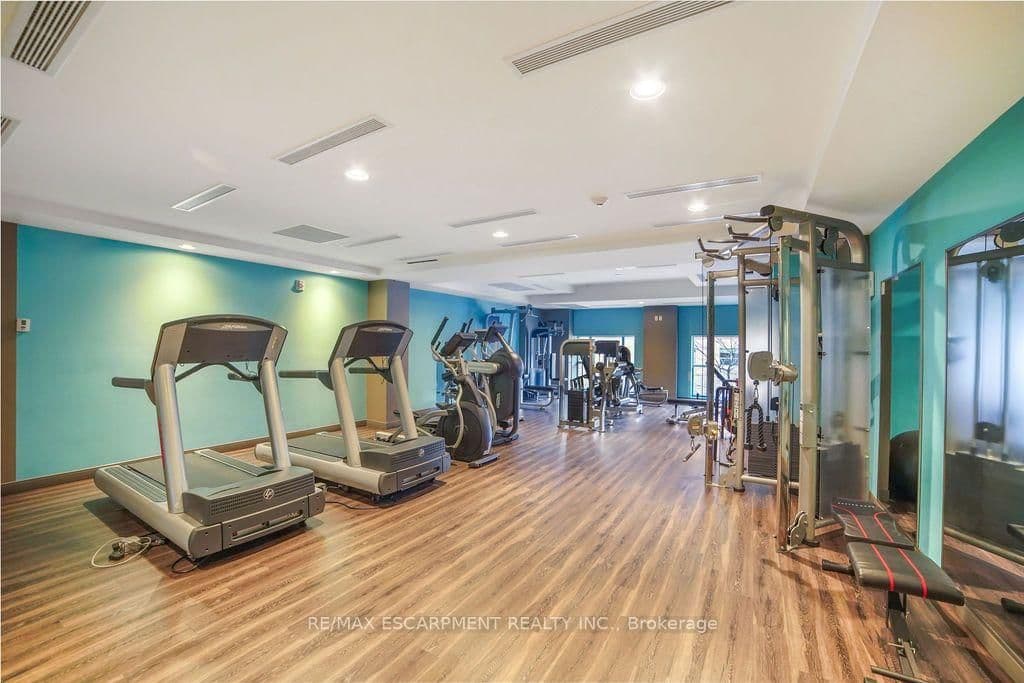 150 Main Street W, Unit 810 thumbnail 26