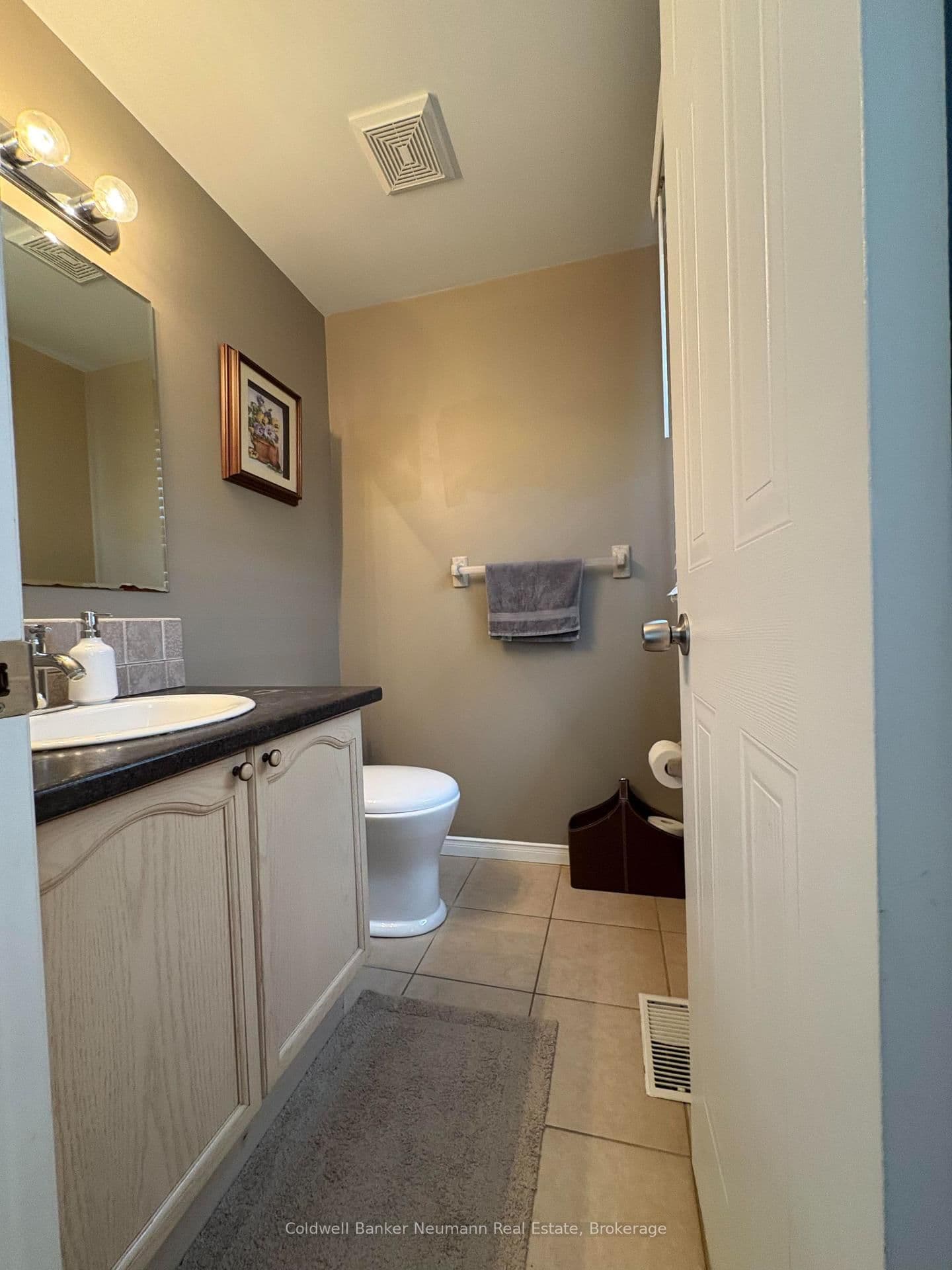 120 Moss Place, Unit UPPER thumbnail 7