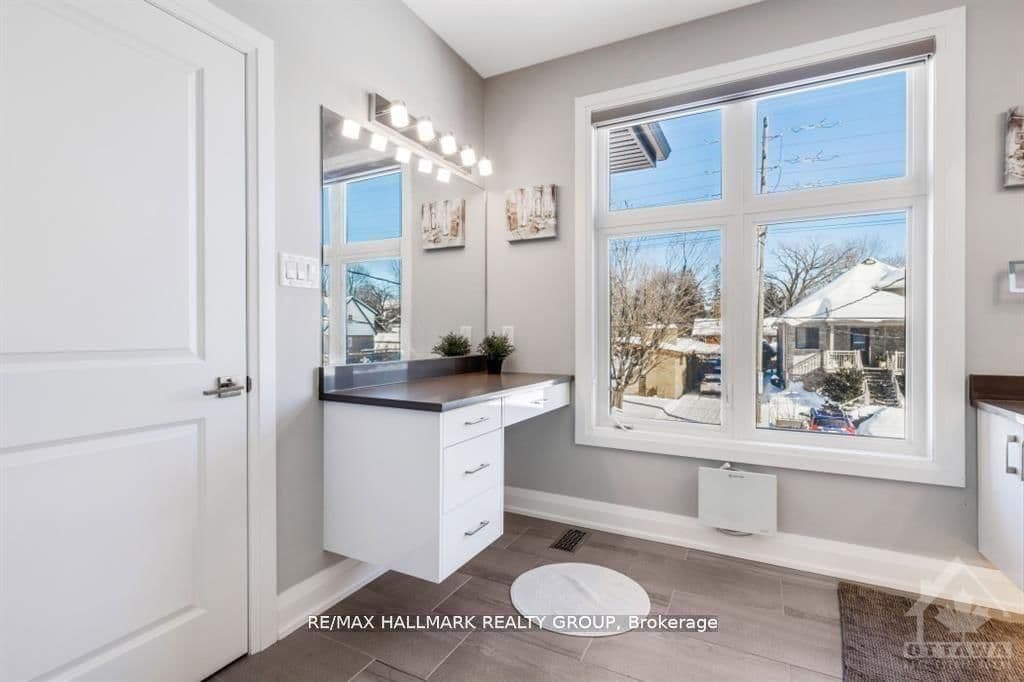 250 Richardson Avenue thumbnail 21