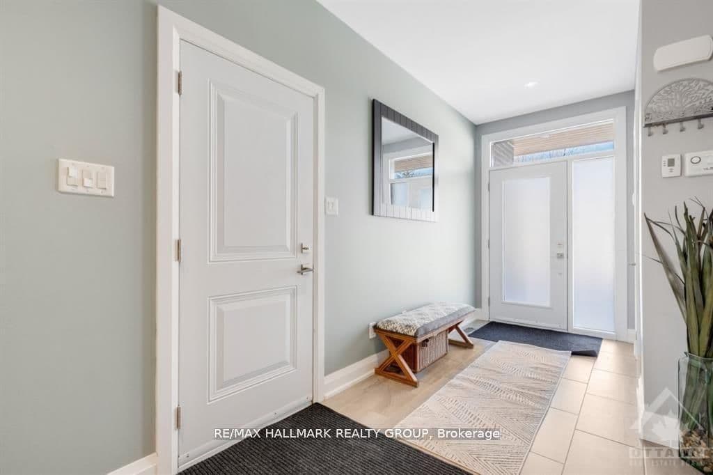 250 Richardson Avenue thumbnail 4