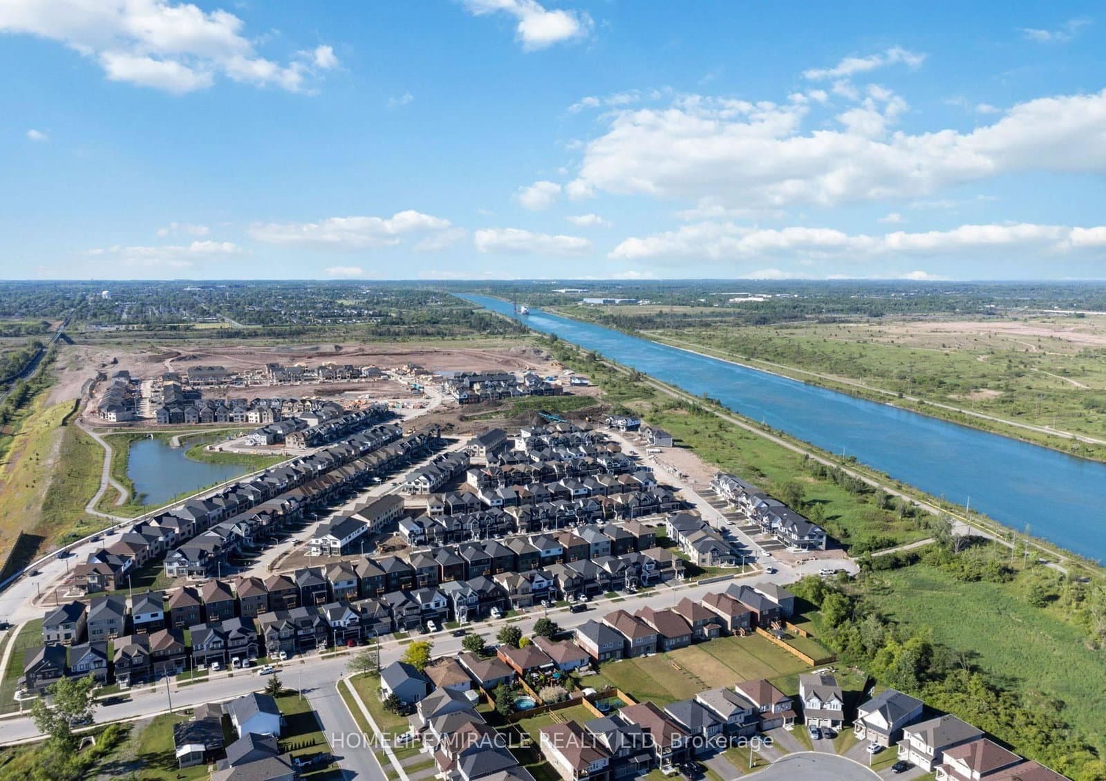 66 Aviron Crescent thumbnail 25