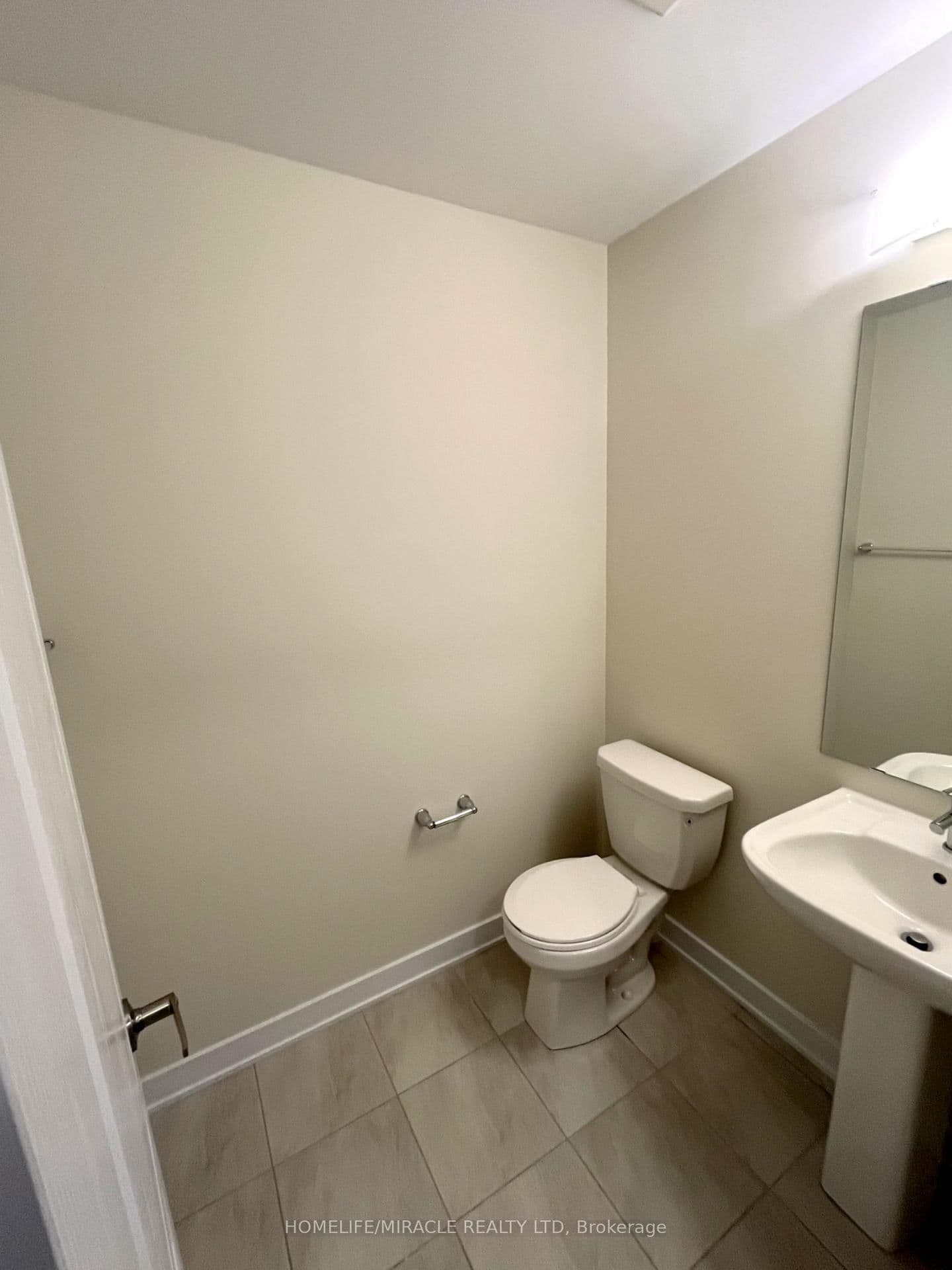66 Aviron Crescent thumbnail 7