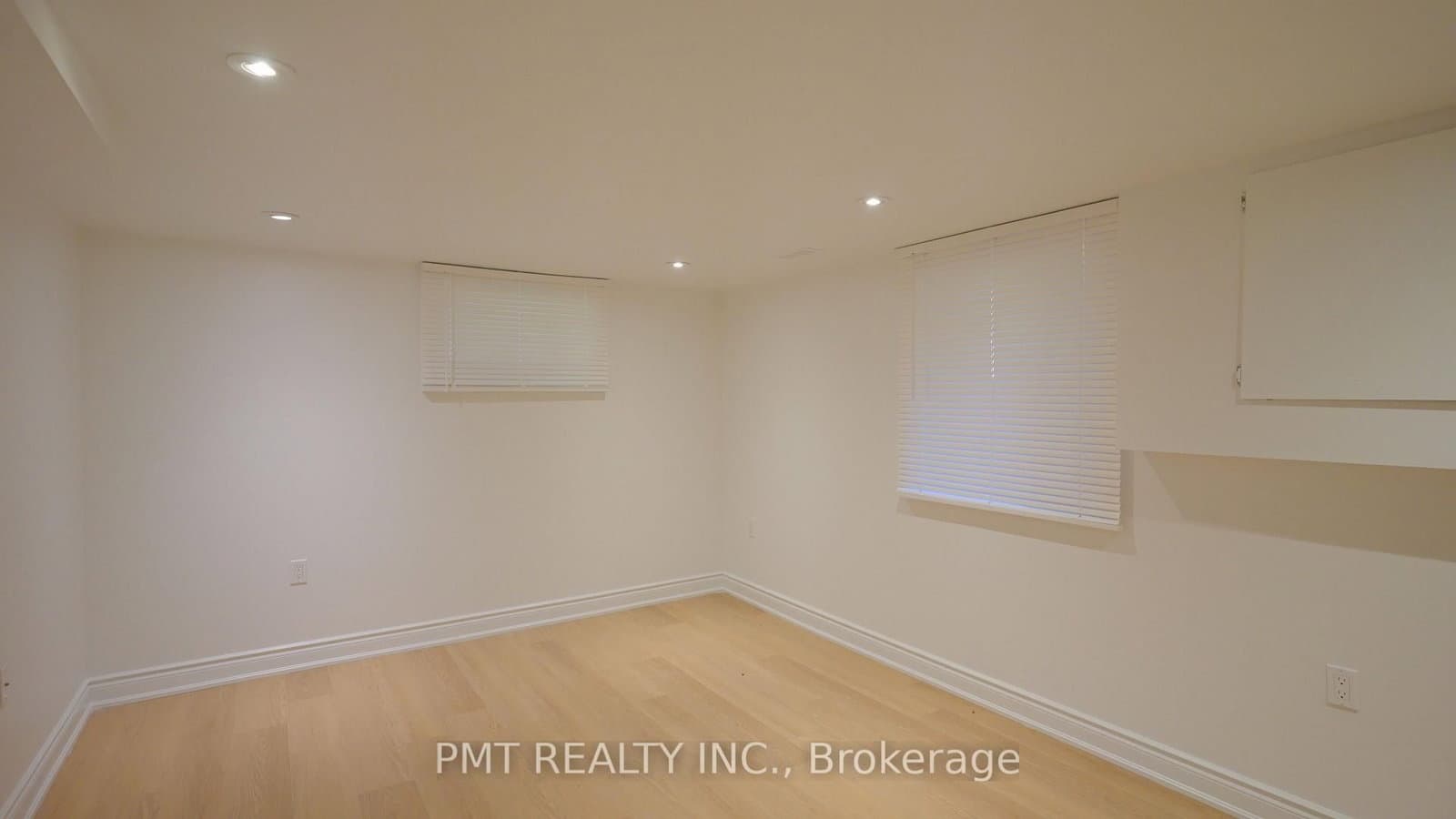 143 Elgin Crescent thumbnail 16