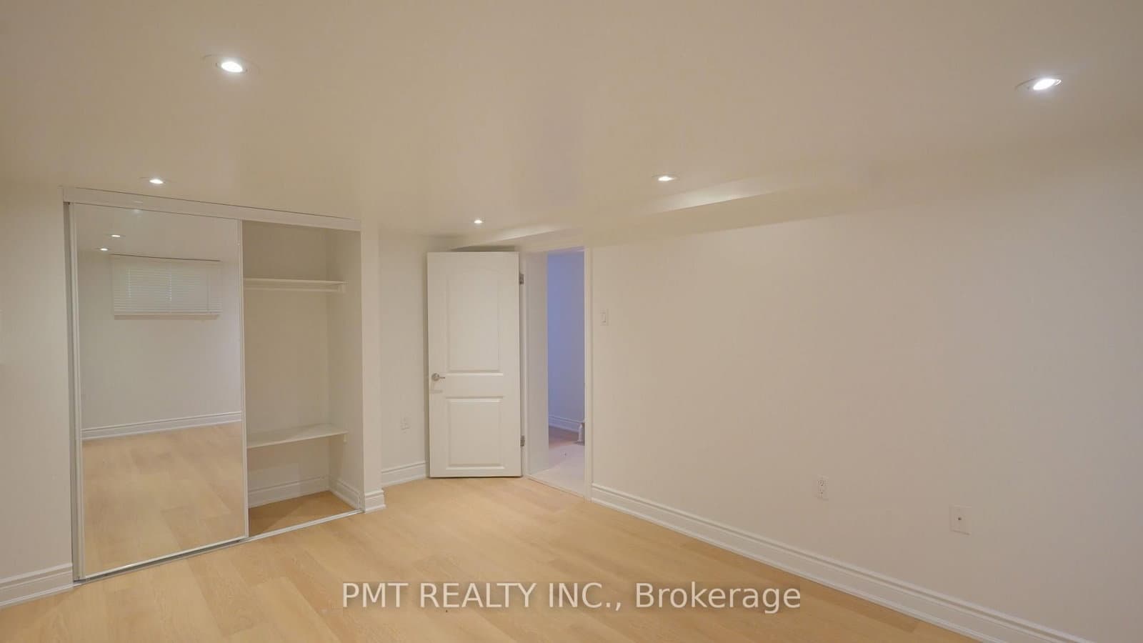 143 Elgin Crescent thumbnail 17