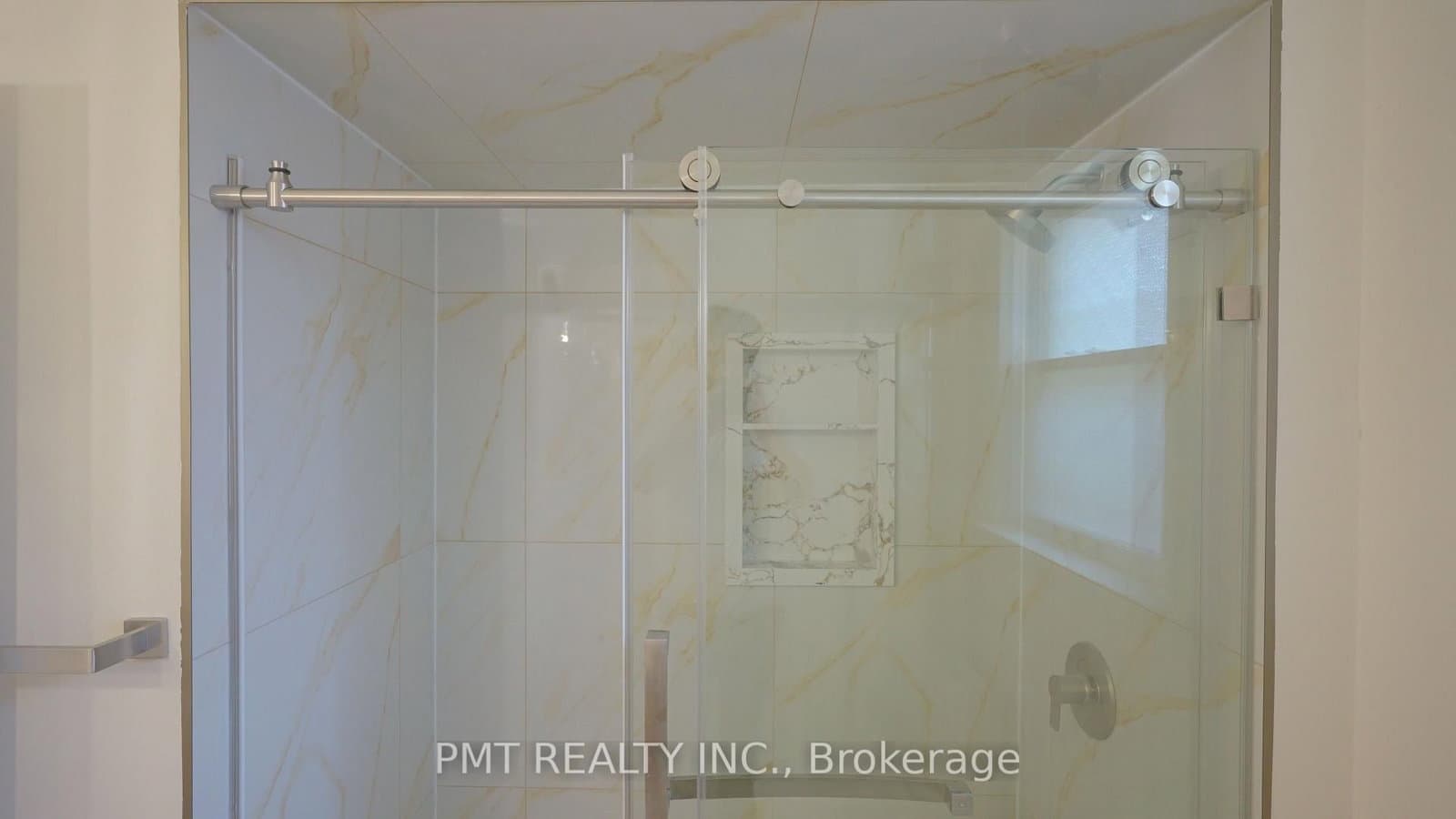 143 Elgin Crescent thumbnail 23