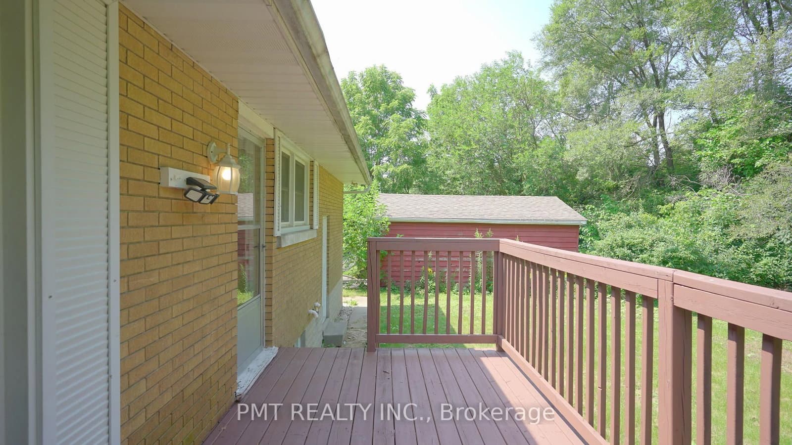 143 Elgin Crescent thumbnail 25