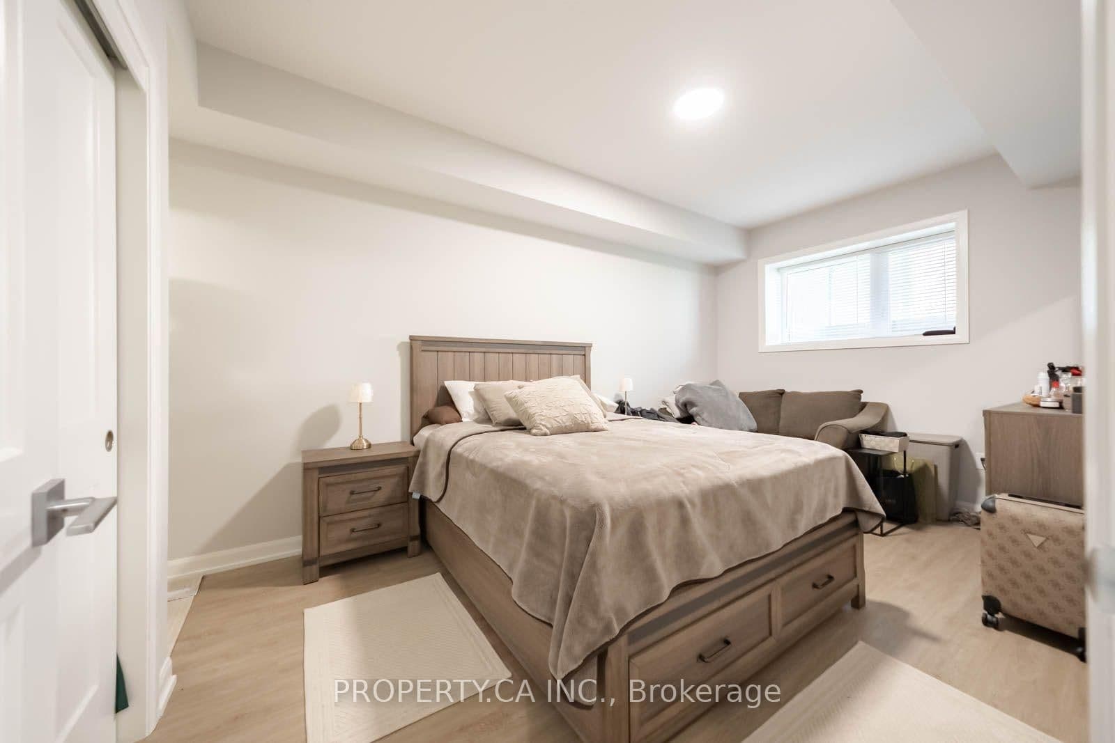 708 Woolwich Street, Unit 124 thumbnail 11