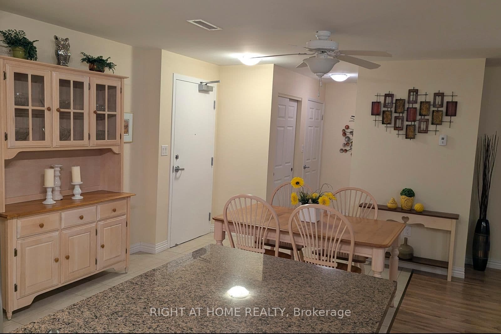 141 Vansickle Road, Unit 411 thumbnail 22