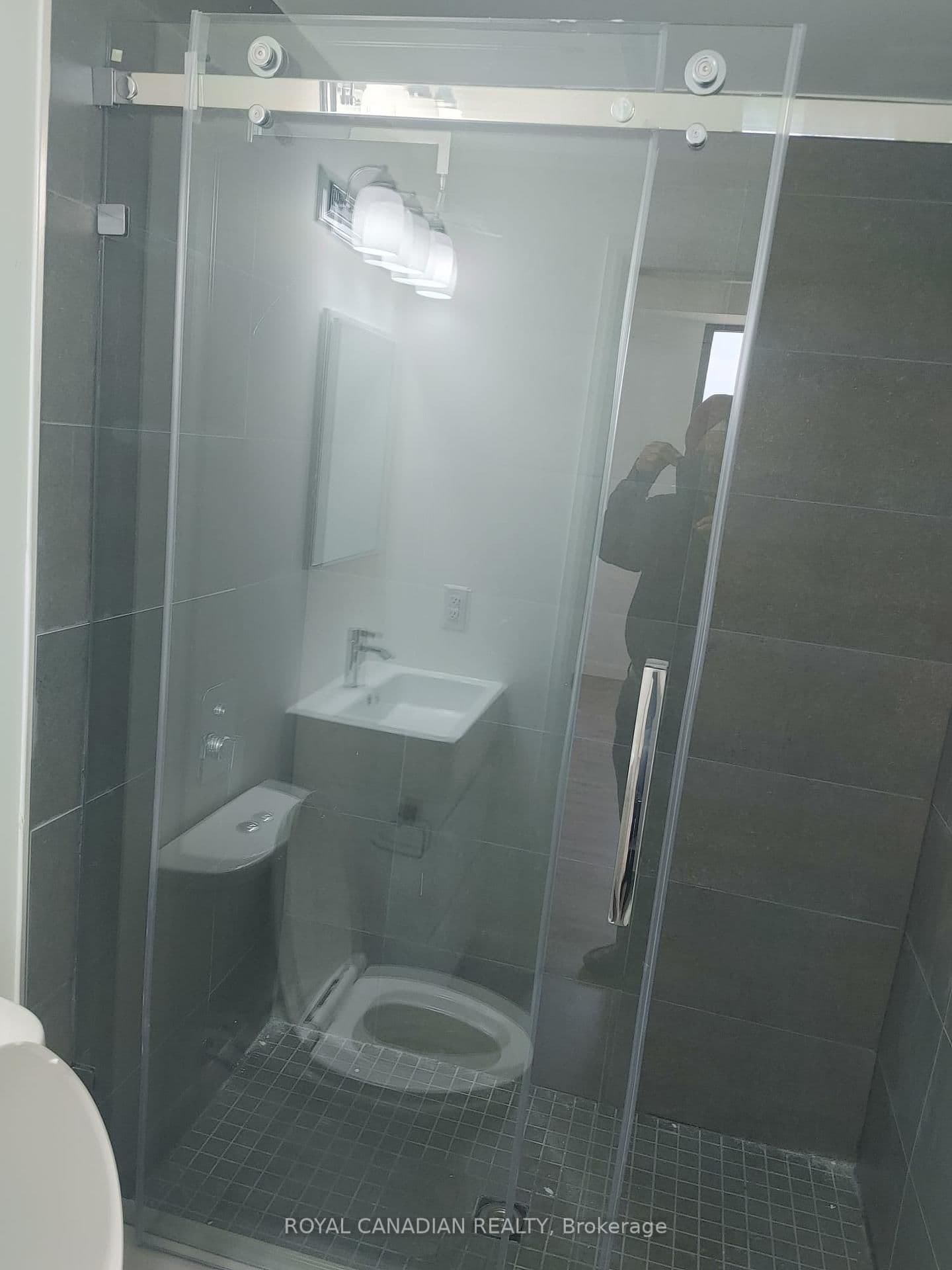 7 Erie Avenue, Unit 506 thumbnail 14