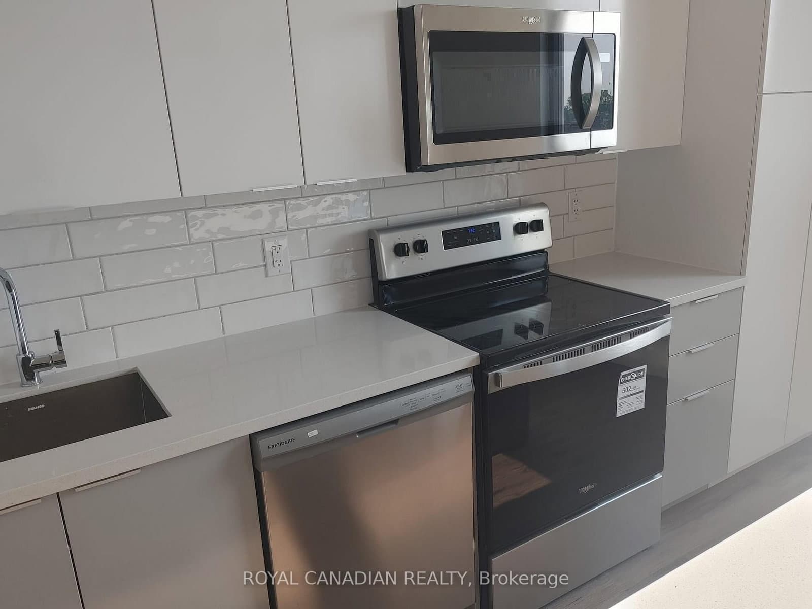 7 Erie Avenue, Unit 506 thumbnail 2