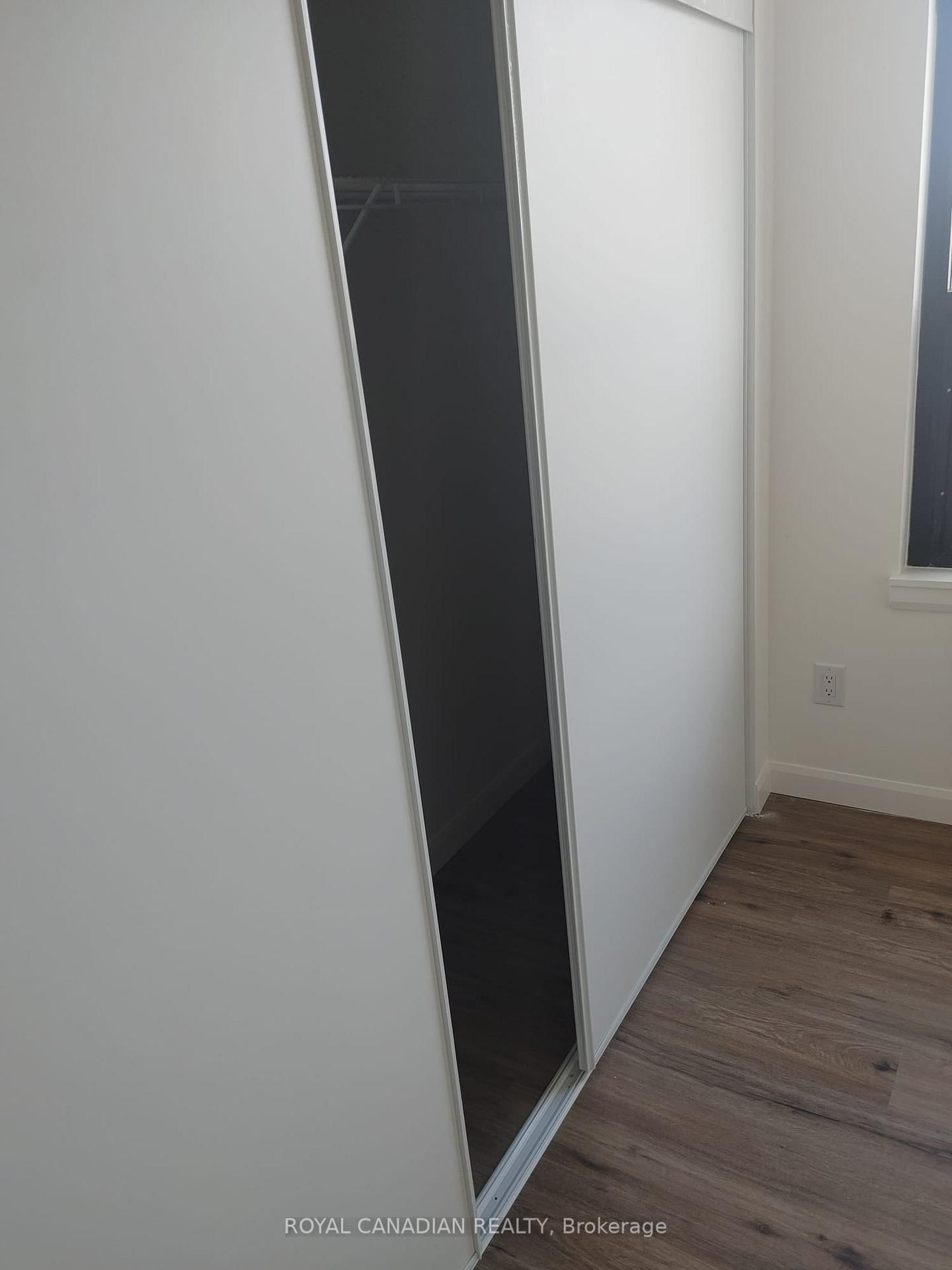 7 Erie Avenue, Unit 506 thumbnail 9