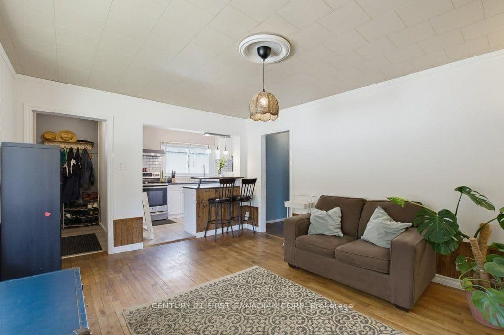 3 Parkside Drive thumbnail 10