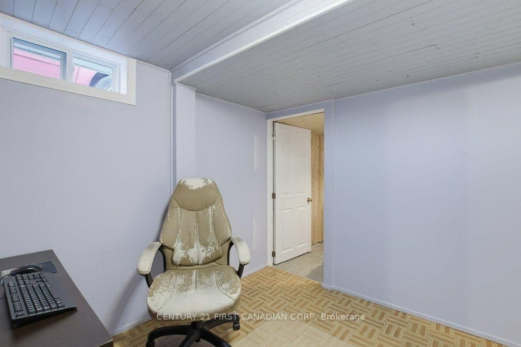 3 Parkside Drive thumbnail 27