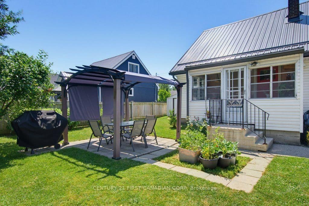 3 Parkside Drive thumbnail 33