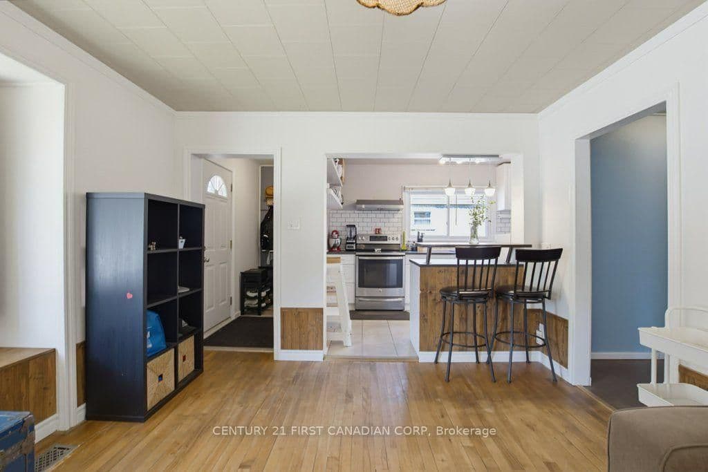 3 Parkside Drive thumbnail 9