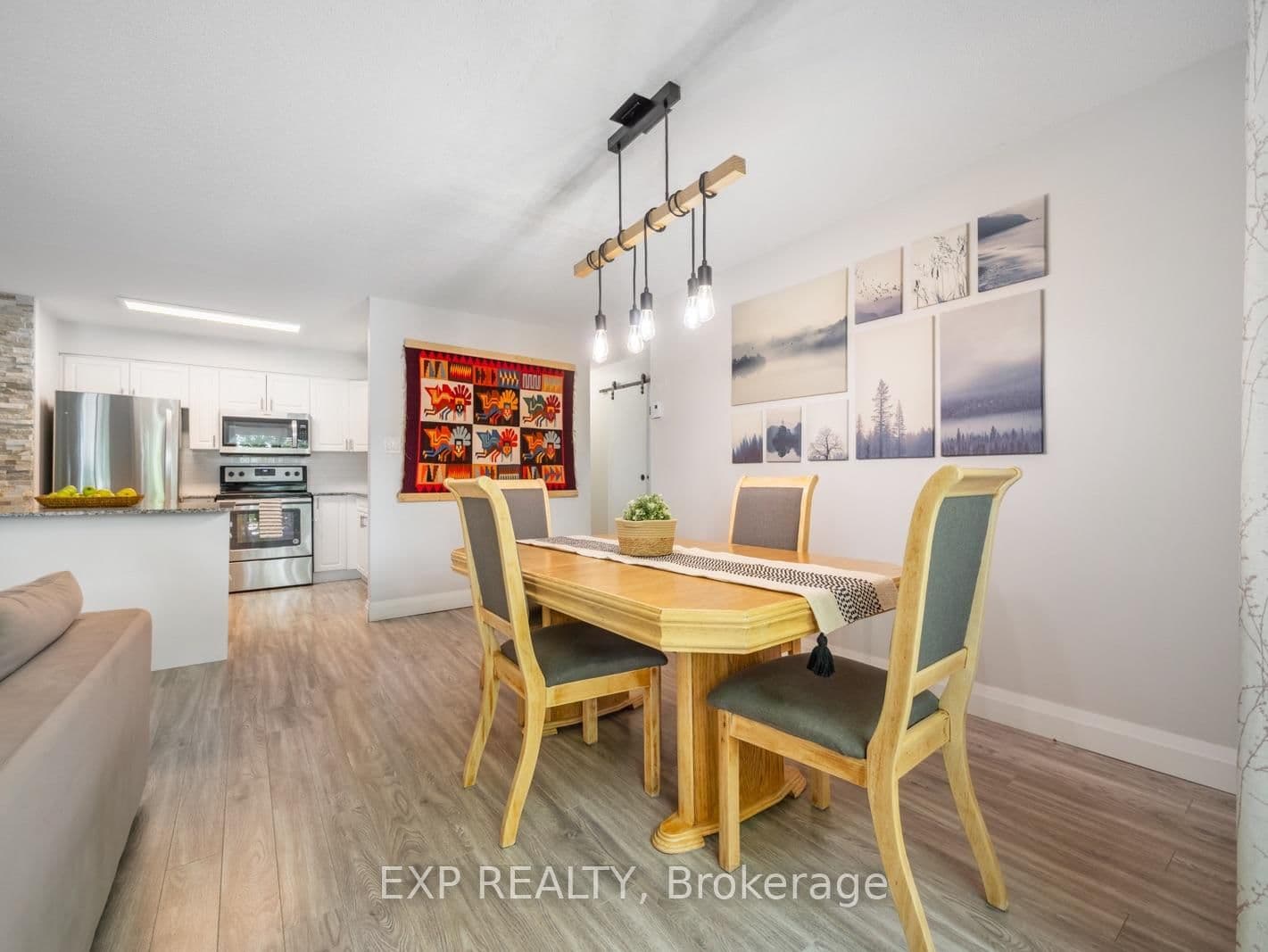 276 Eiwo Court, Unit 301 thumbnail 12