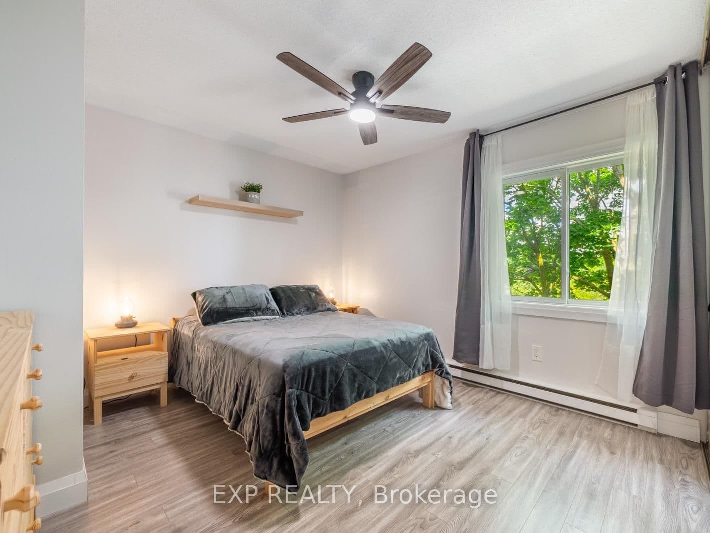276 Eiwo Court, Unit 301 thumbnail 17