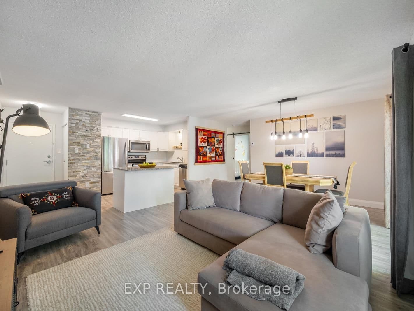 276 Eiwo Court, Unit 301 thumbnail 2