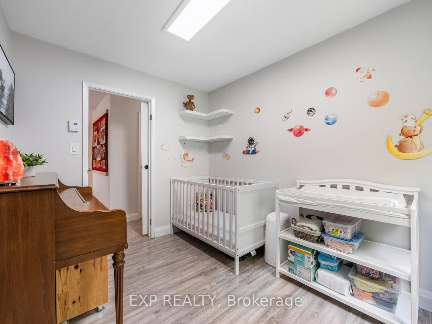 276 Eiwo Court, Unit 301 thumbnail 21