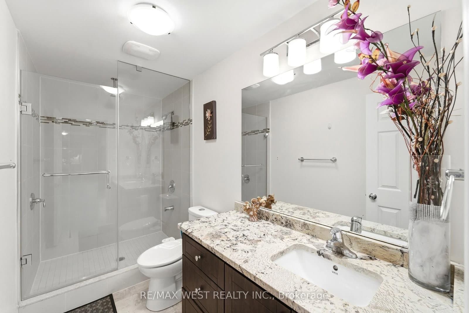 356 Robert Ferrie Drive thumbnail 14