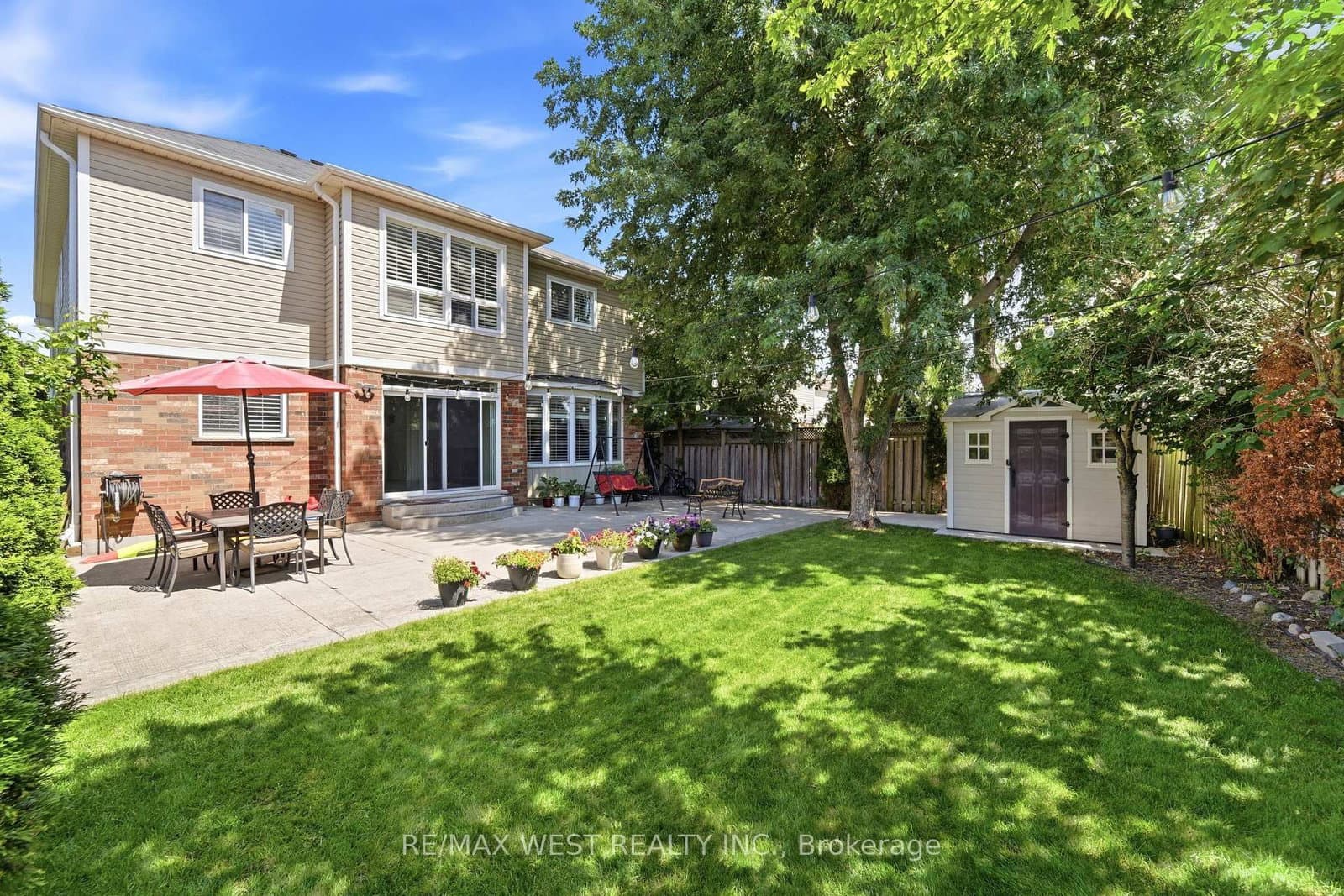356 Robert Ferrie Drive thumbnail 15