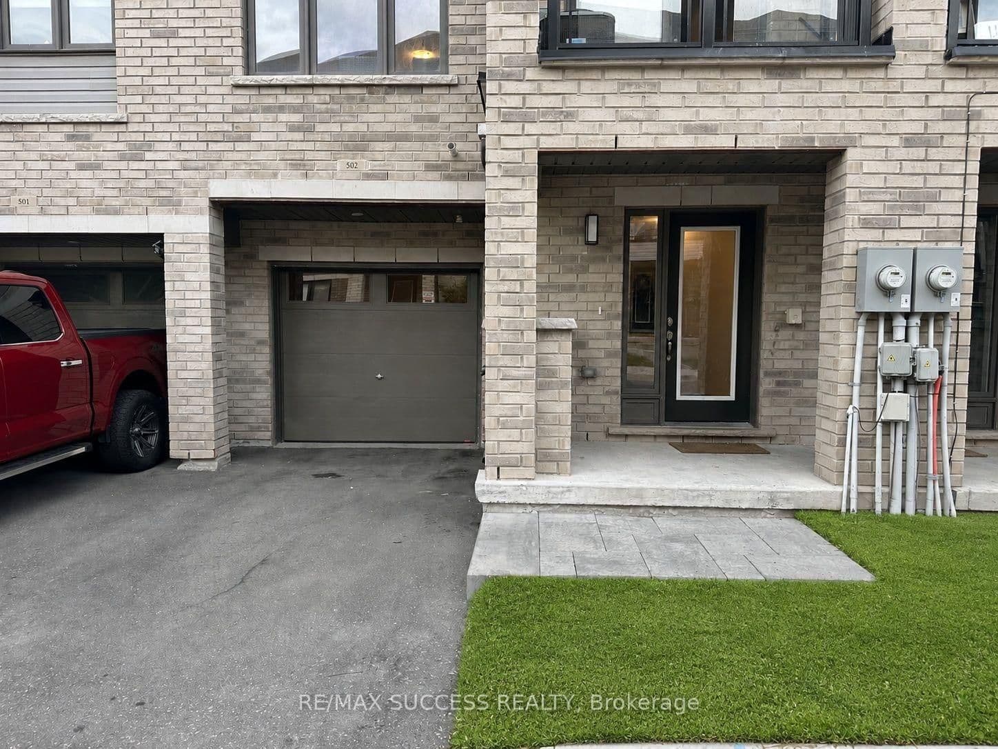 585 Colborne Street E, Unit 502 thumbnail 3