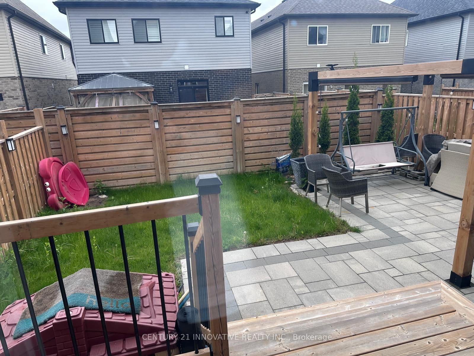 209 Sedgewood Street N thumbnail 11
