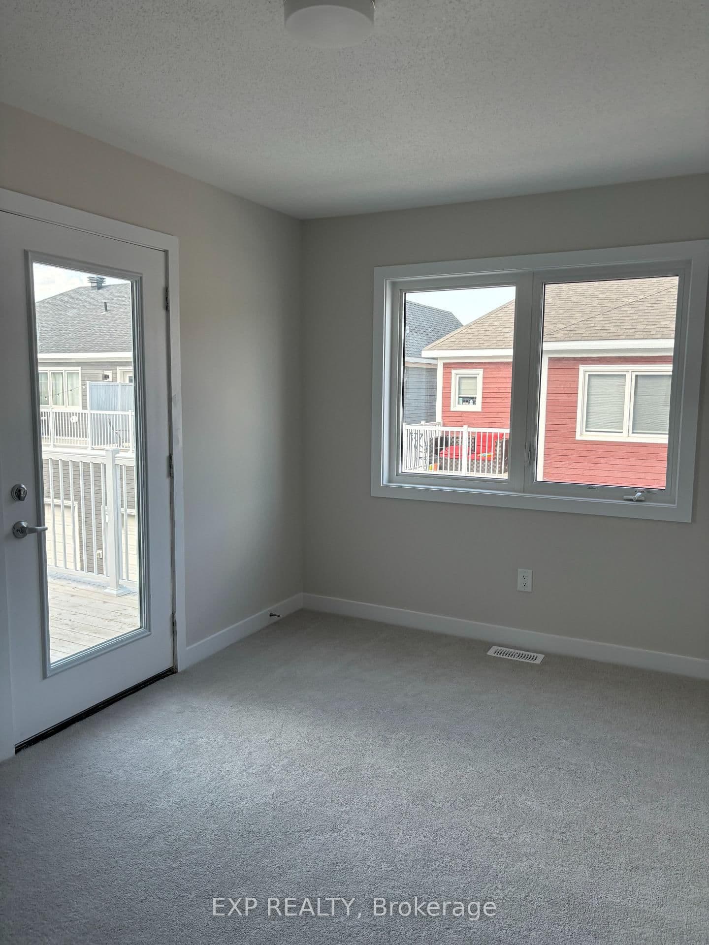 530 OLDENBURG Avenue thumbnail 16