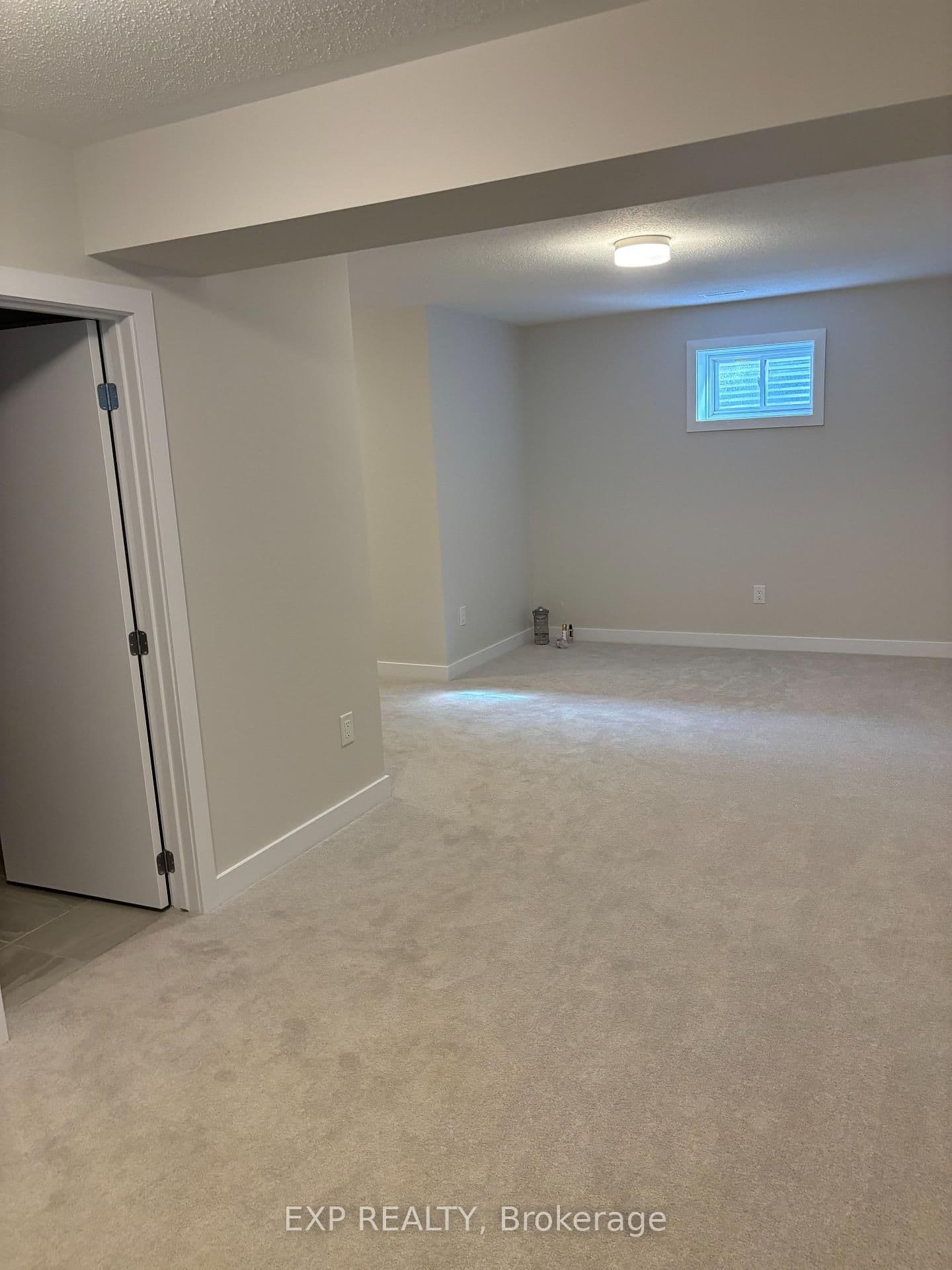 530 OLDENBURG Avenue thumbnail 8