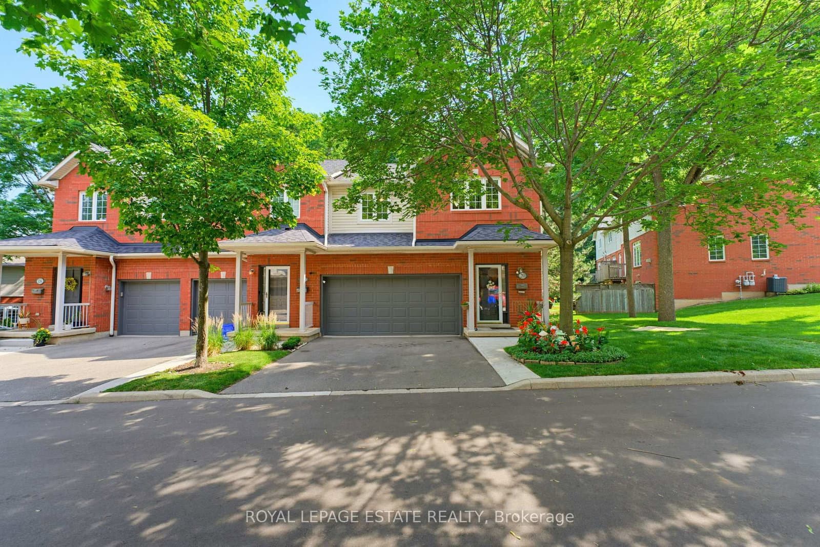 120 Beddoe Drive, Unit 20 thumbnail 2