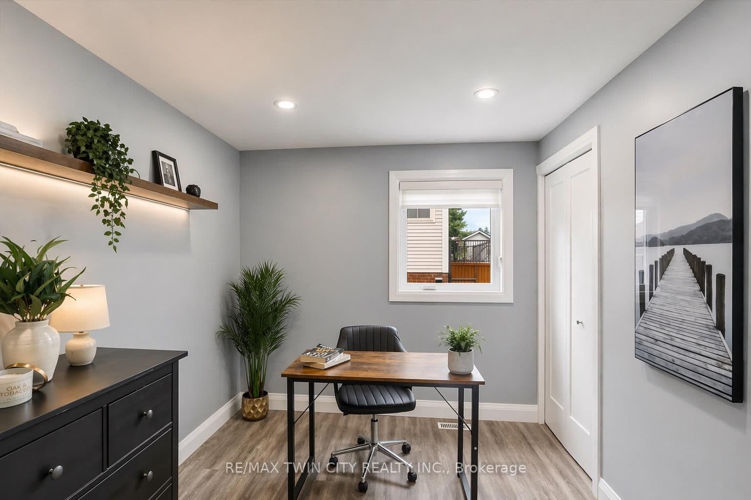 86 Carlyle Drive thumbnail 22