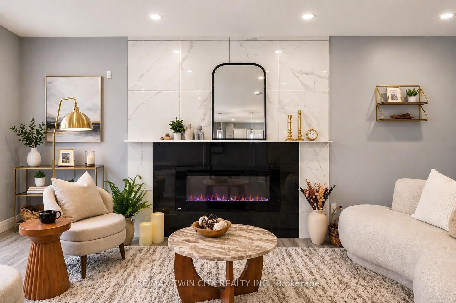 86 Carlyle Drive thumbnail 9