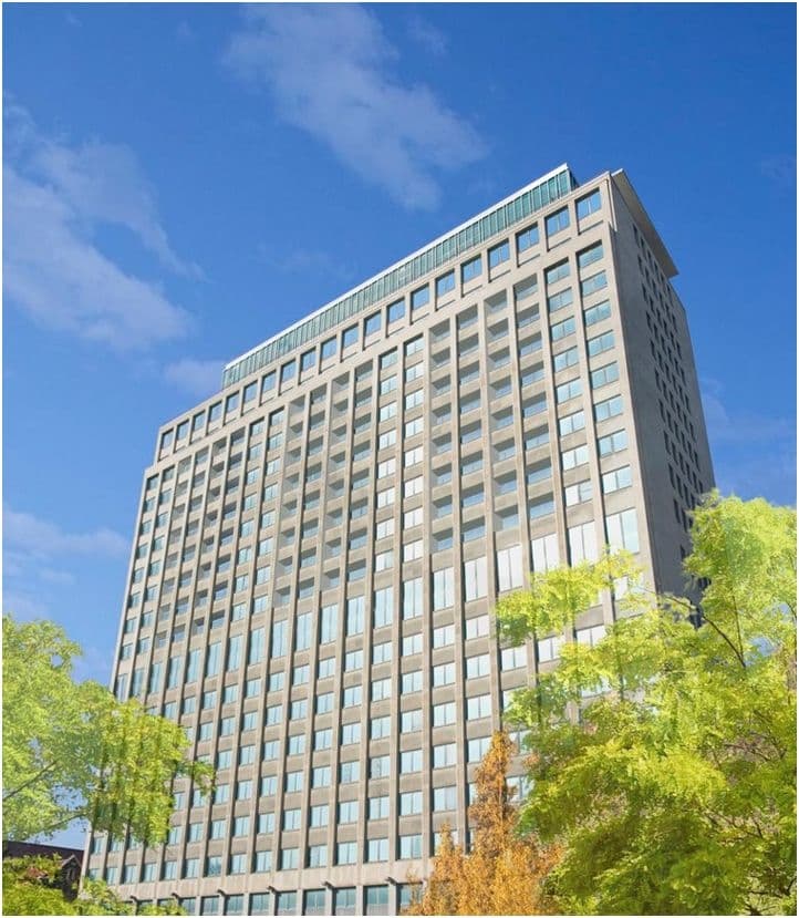 Imperial Plaza Condos thumbnail 2