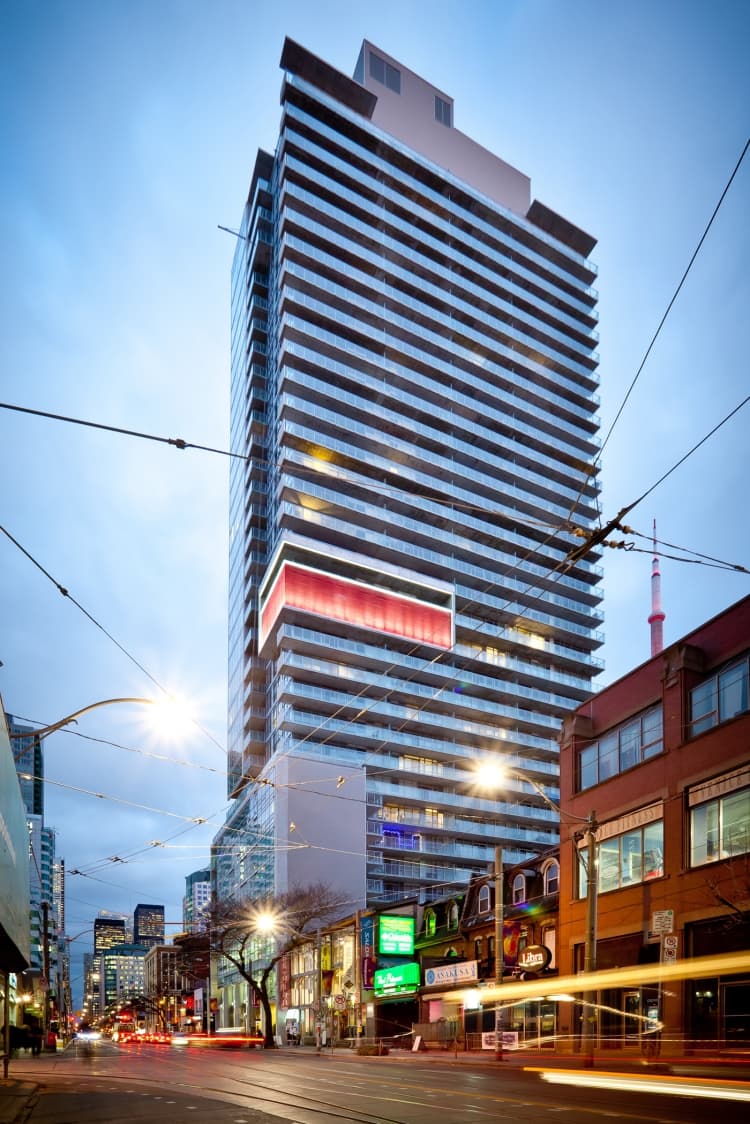 M5V Condominiums thumbnail 2