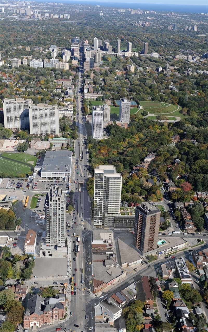 Rise Condos thumbnail 13