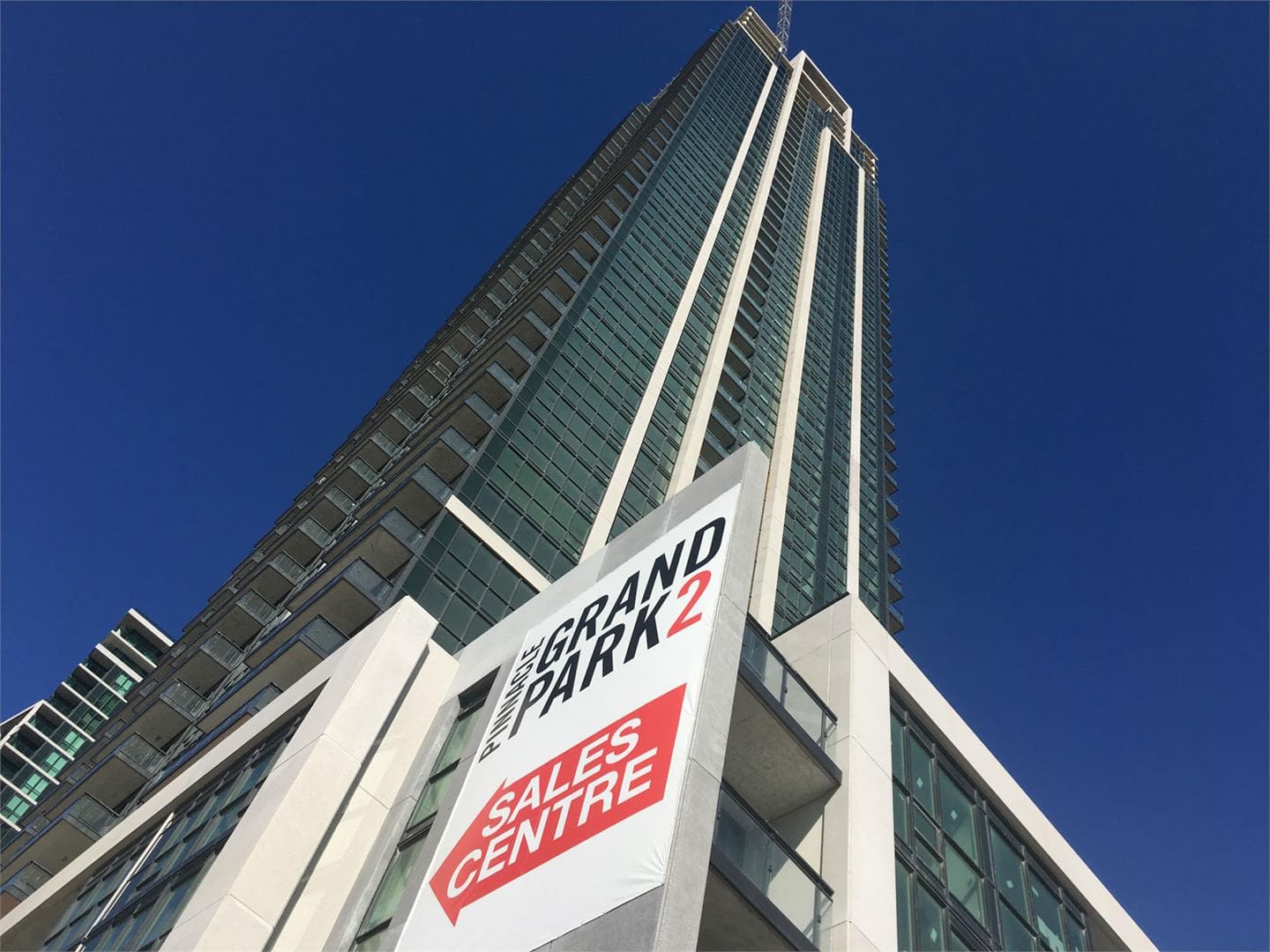 Pinnacle Grand Park 2 Condos thumbnail 4