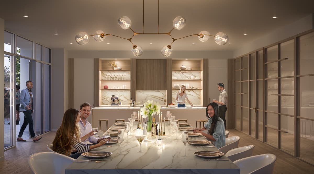 Sugar Wharf Condos West Tower thumbnail 3