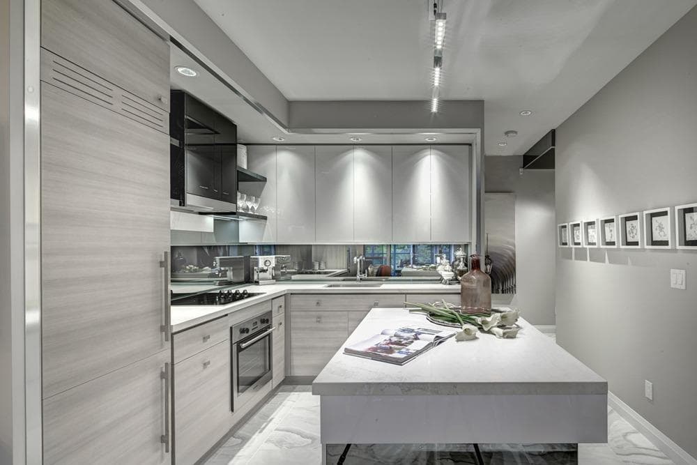 609 Avenue Road Condos thumbnail 12