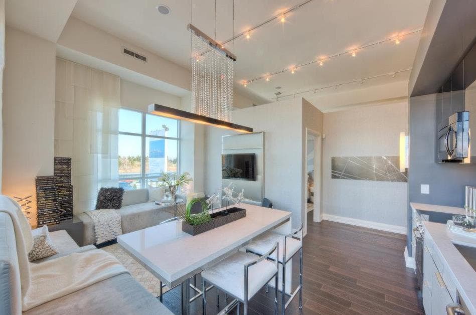 Jade Waterfront Condos thumbnail 21