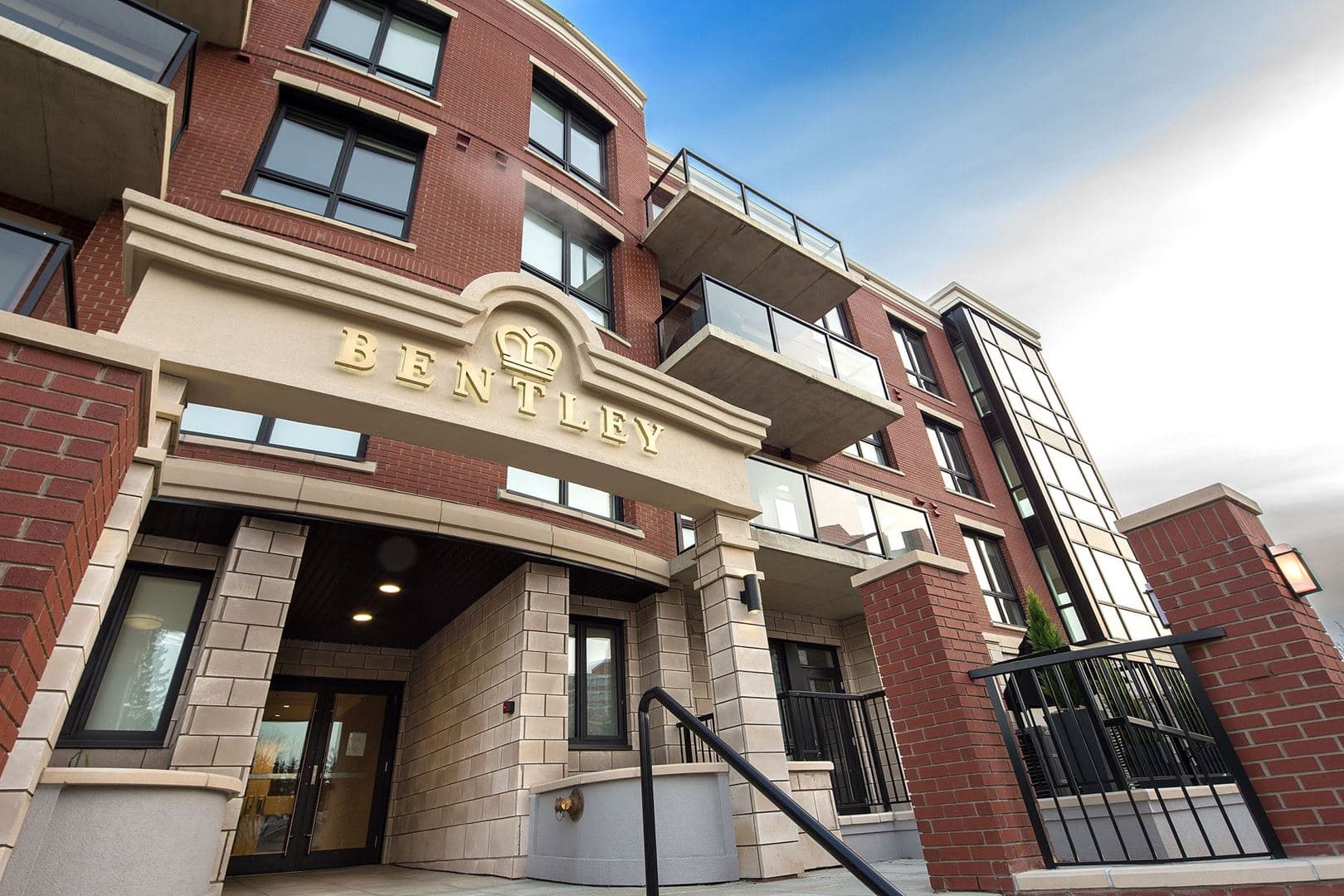 Bentley Condos thumbnail 4