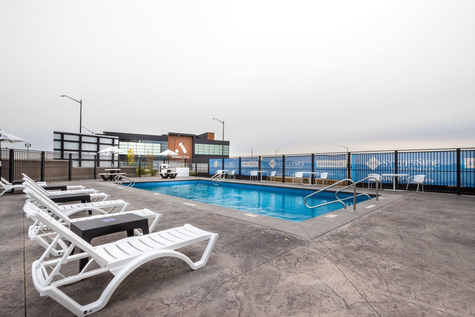 The Rise Condos thumbnail 20